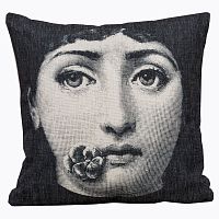 арт-подушка комплимент fornasetti в Астрахани